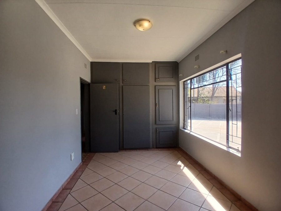 To Let Commercial Property for Rent in Rustenburg Central North West